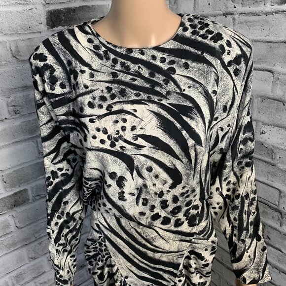 Vintage Animal Print Dress 7 Black White Chiffon Long Dolman Sleeve Corset Skirt - Picture 2 of 15